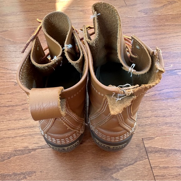 LL Bean classic duck boots - Picture 3 of 9